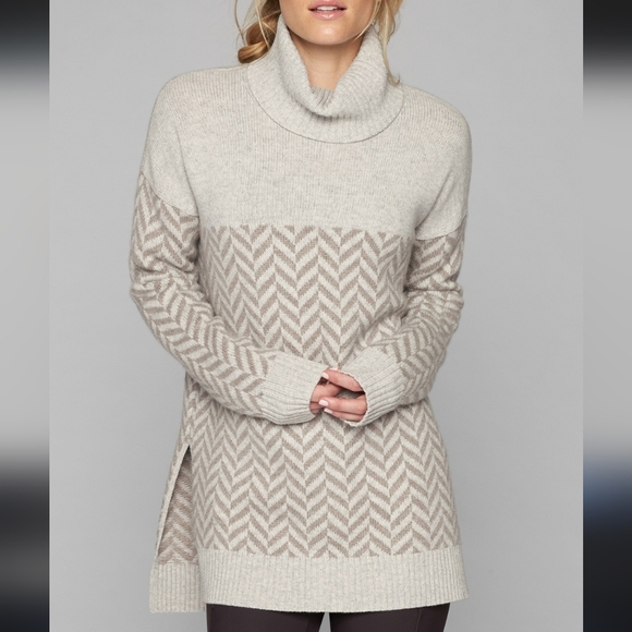 Athleta Sweaters - Athleta Wool Cashmere Ridgecrest Turtleneck